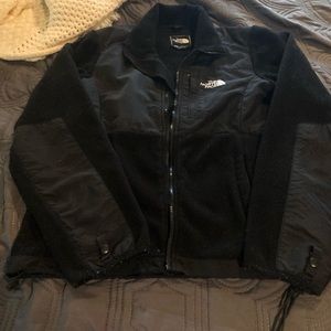 Women’s north face size small